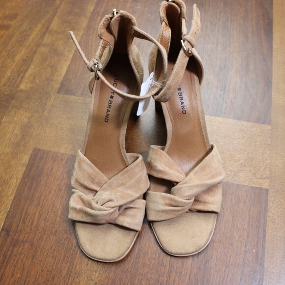 Lucky Brand Tan Knot Suede Stacked Heel Nacito Sandals - Picture 11 of 16